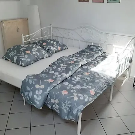 Schones Nahe Weinstrasse Und Pfalzer Wald Apartment Mutterstadt